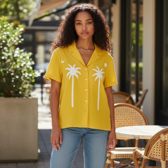 Bianca Jeswant Tops - Bianca Jeswant XS Yellow Hand Embroidered Palm Tree 100% Cotton Camp Shirt NWT